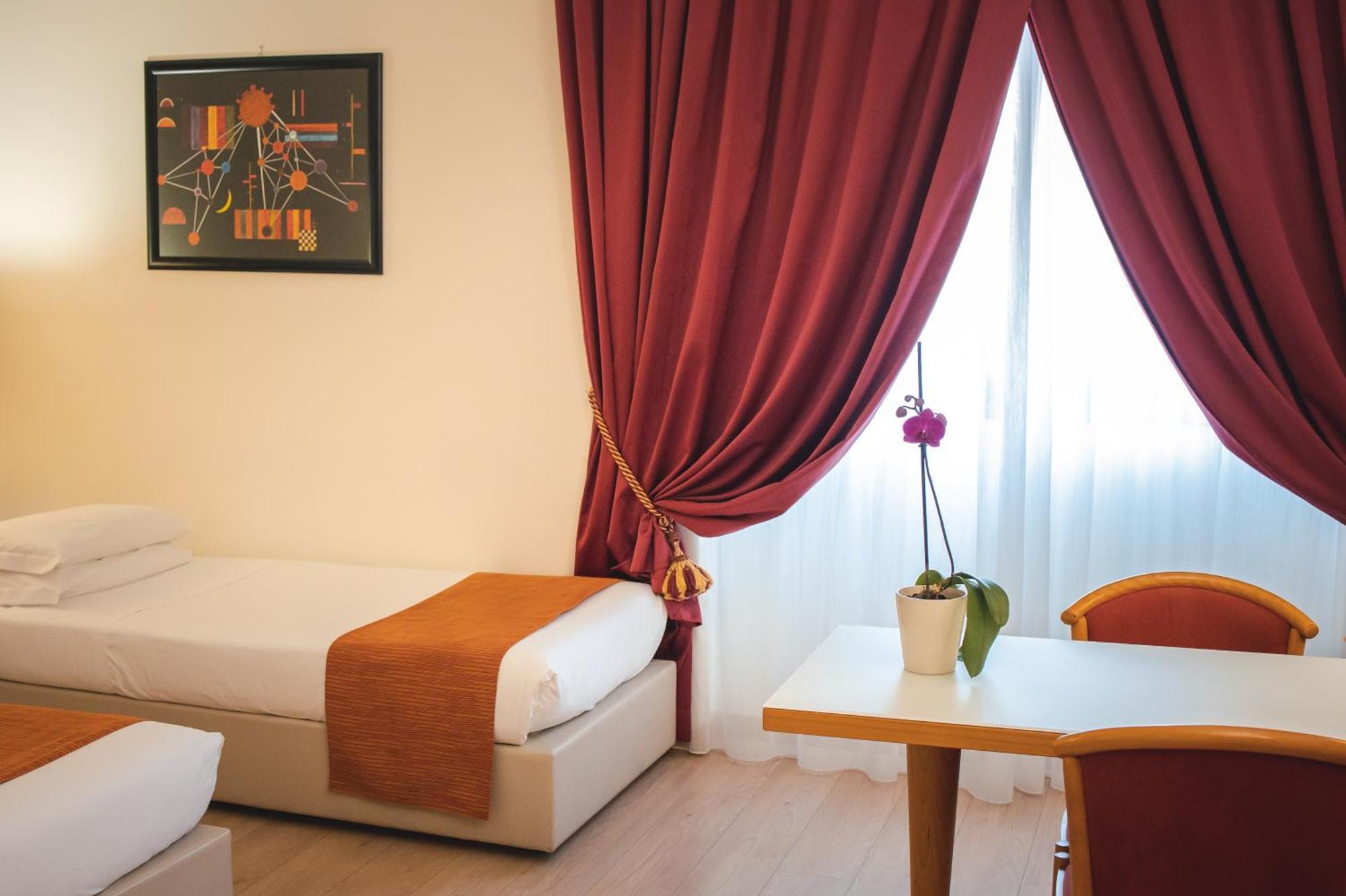 Best Western Mirage Hotel Fiera Падерно-Дуньяно Экстерьер фото