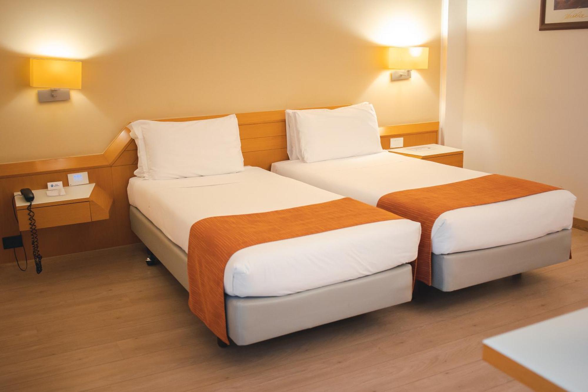 Best Western Mirage Hotel Fiera Падерно-Дуньяно Экстерьер фото